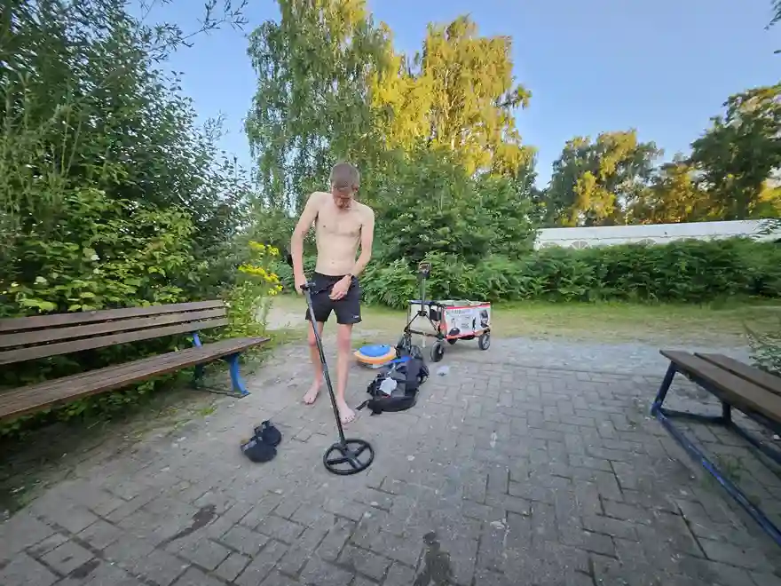 Suche im See nach verlorenem Ring